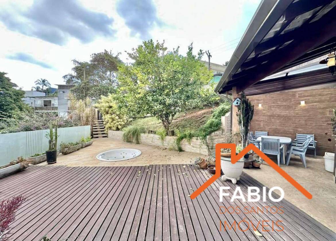 Casa de Condomínio à venda com 3 quartos, 330m² - Foto 6