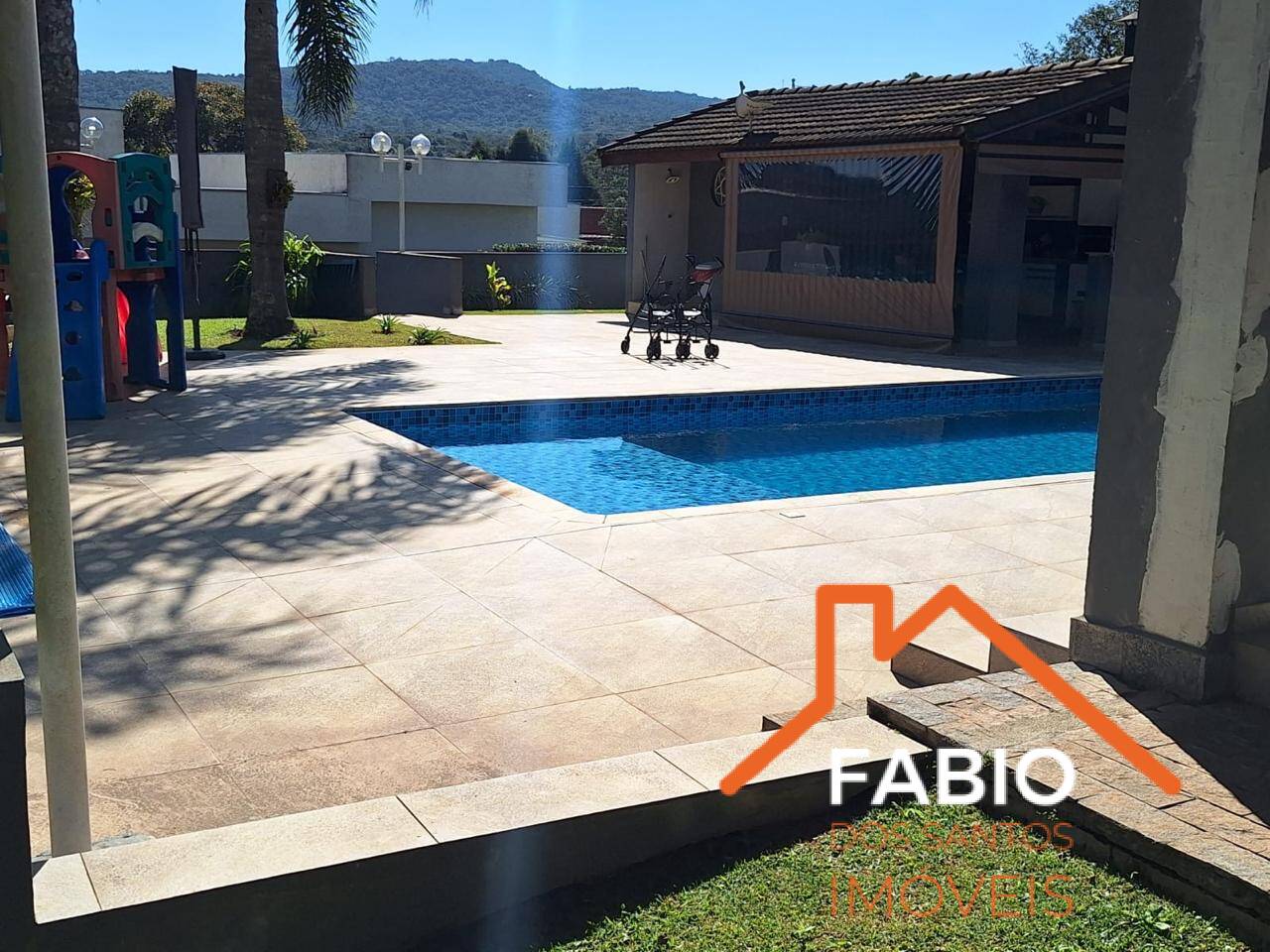 Casa de Condomínio à venda com 3 quartos, 300m² - Foto 11