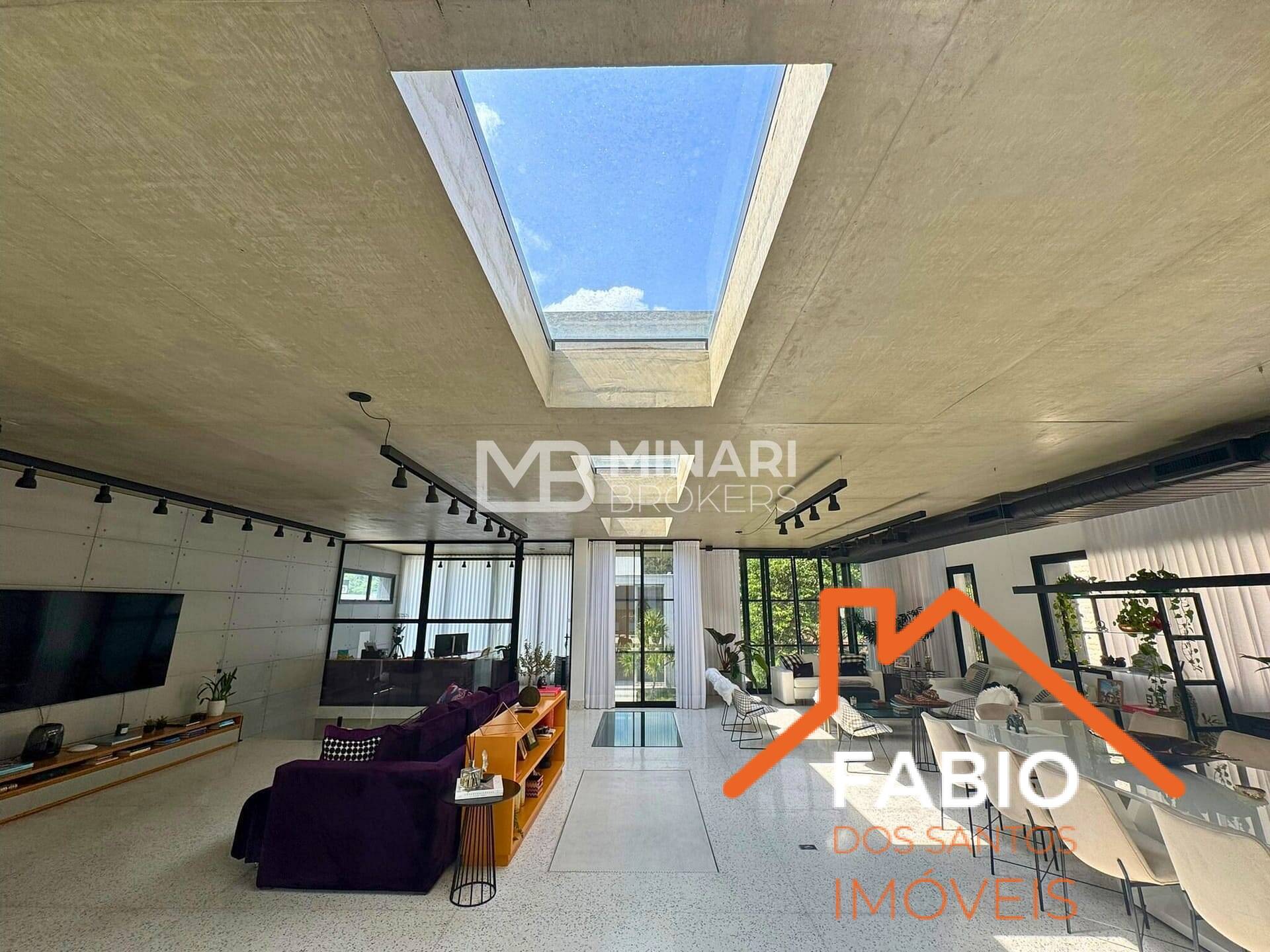Casa de Condomínio à venda com 3 quartos, 450m² - Foto 1