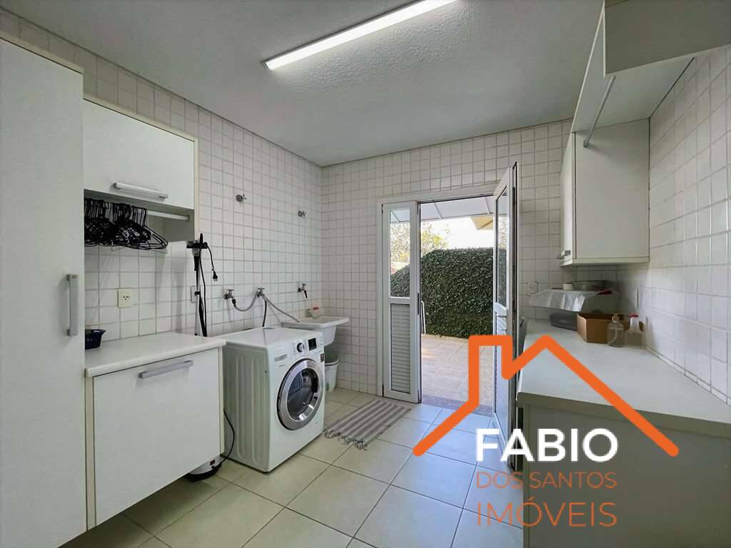 Casa de Condomínio à venda com 4 quartos, 553m² - Foto 17
